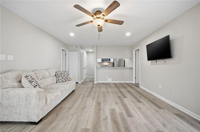 513 Peak CT, Virginia Beach, VA 23462