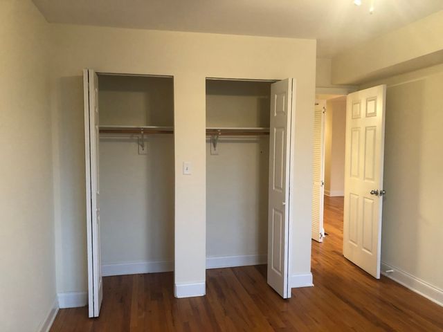 1711 W Jarvis Avenue 304, Chicago, IL 60626