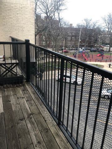 1711 W Jarvis Avenue 304, Chicago, IL 60626