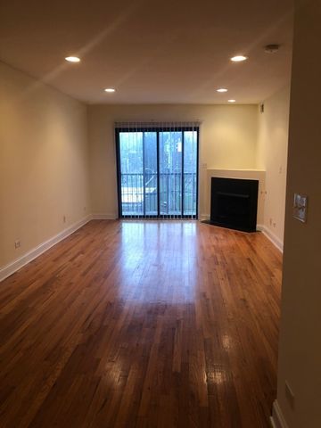 1711 W Jarvis Avenue 304, Chicago, IL 60626