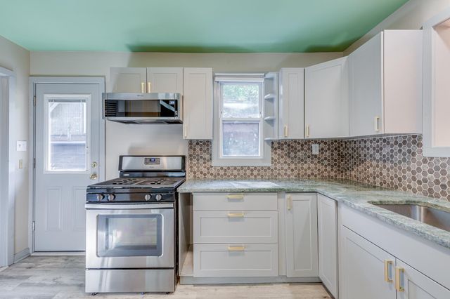 227 TAUNTON BLVD, Medford, NJ 08055