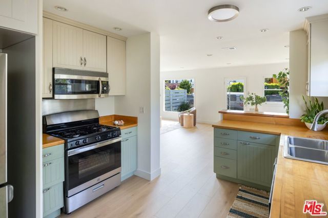 935 Indiana Avenue, Venice (los Angeles), CA 90291