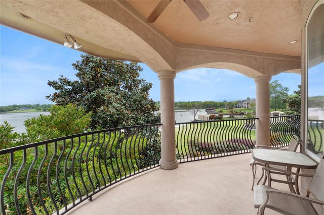 11348 Lake Oak Drive, Montgomery, TX 77356