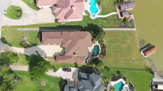 11348 Lake Oak Drive, Montgomery, TX 77356