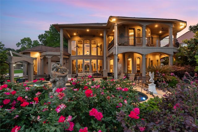 11348 Lake Oak Drive, Montgomery, TX 77356