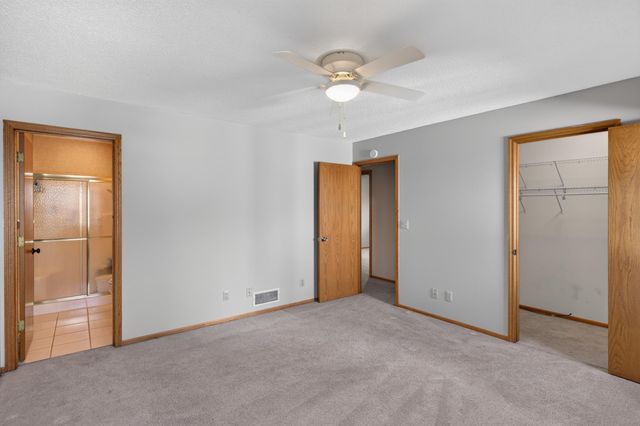 9023 Nantwick Ridge, Brooklyn Park, MN 55443