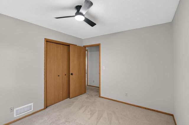 9023 Nantwick Ridge, Brooklyn Park, MN 55443