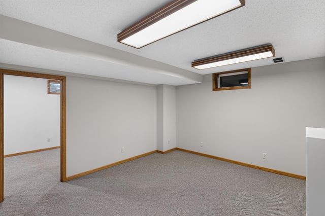 9023 Nantwick Ridge, Brooklyn Park, MN 55443