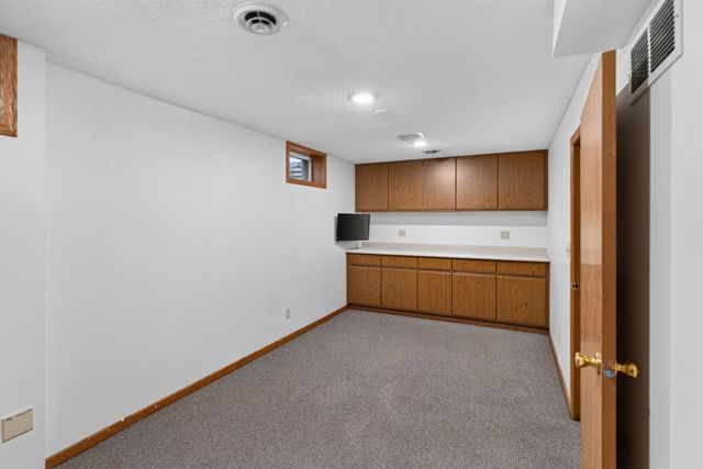 9023 Nantwick Ridge, Brooklyn Park, MN 55443