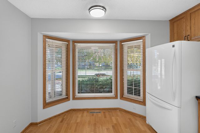 9023 Nantwick Ridge, Brooklyn Park, MN 55443