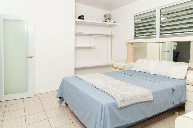 595 COMM. VILLA BORINQUEN, Vieques, PR 00765