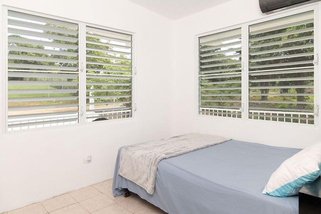 595 COMM. VILLA BORINQUEN, Vieques, PR 00765