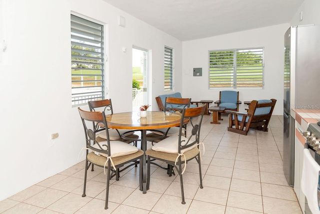 595 COMM. VILLA BORINQUEN, Vieques, PR 00765