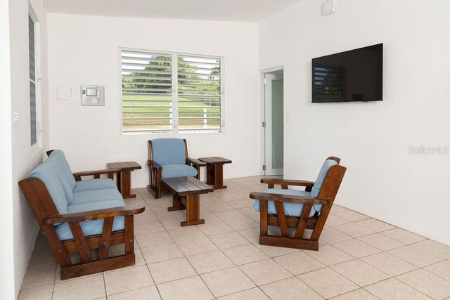 595 COMM. VILLA BORINQUEN, Vieques, PR 00765