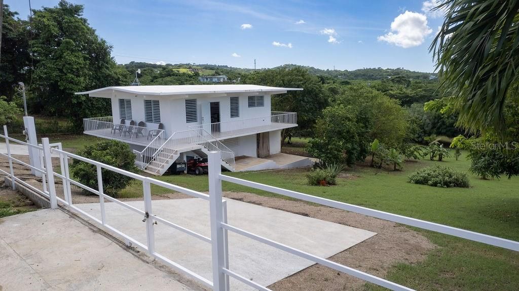 595 COMM. VILLA BORINQUEN, Vieques, PR 00765