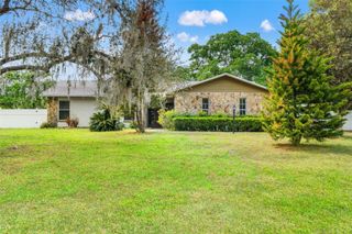 2524 VICTARRA CIRCLE, Lutz, FL 33559
