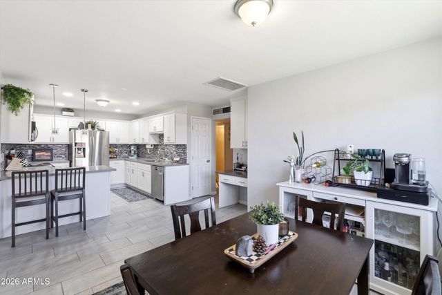2052 W MARLETTE Avenue, Phoenix, AZ 85015