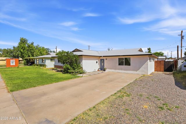 2052 W MARLETTE Avenue, Phoenix, AZ 85015
