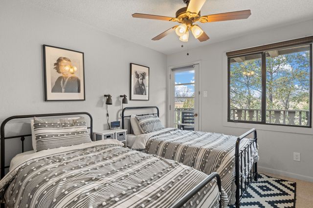 320 Artist Road 89, Santa Fe, NM 87501