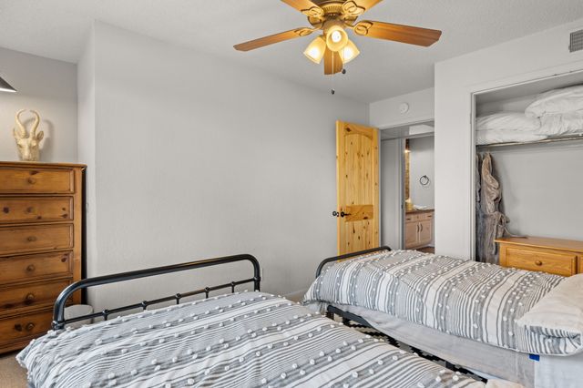 320 Artist Road 89, Santa Fe, NM 87501