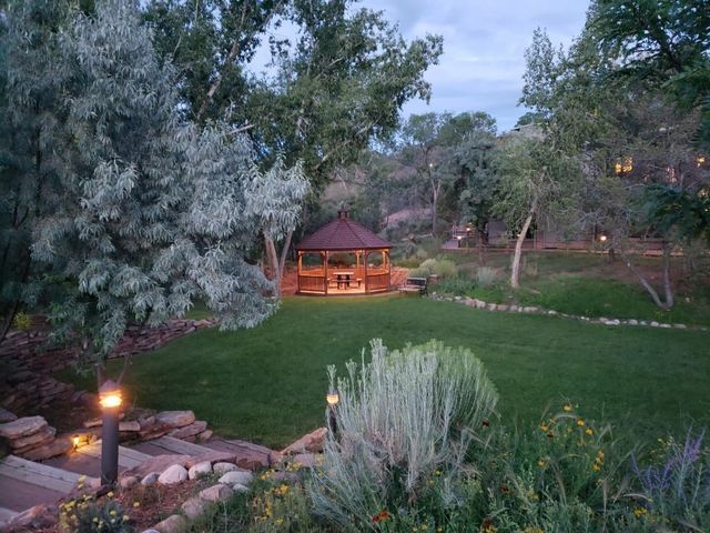 320 Artist Road 89, Santa Fe, NM 87501