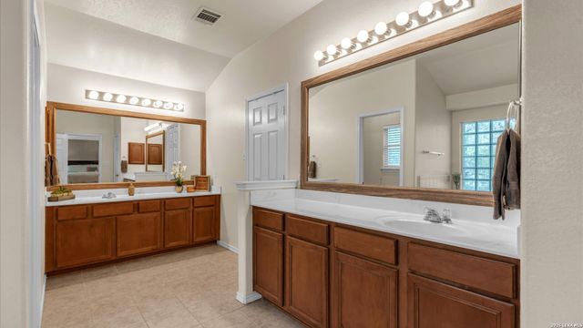 22918 Cardigan Chase, San Antonio, TX 78260