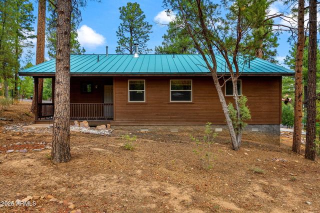 921 E LAUREN Court, Show Low, AZ 85901