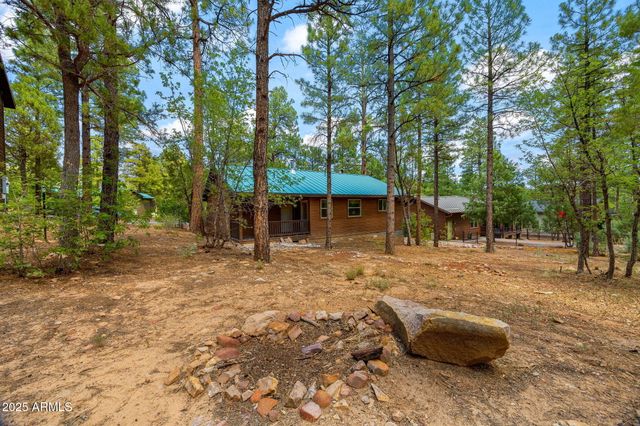 921 E LAUREN Court, Show Low, AZ 85901