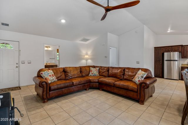 921 E LAUREN Court, Show Low, AZ 85901