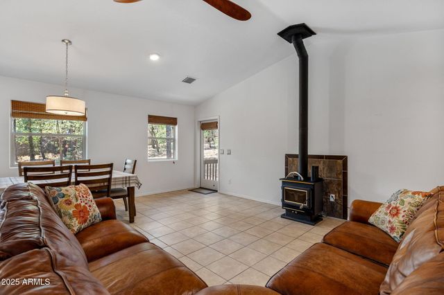 921 E LAUREN Court, Show Low, AZ 85901