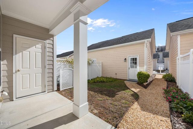 1028 Philpott Drive, Chapel Hill, NC 27517