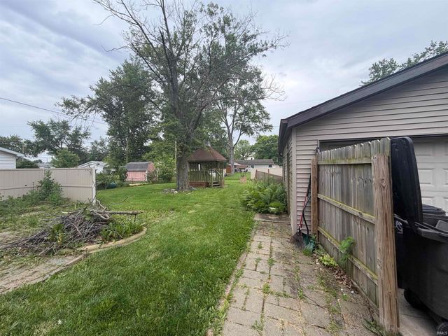 7315 Capri Drive, Fort Wayne, IN 46819