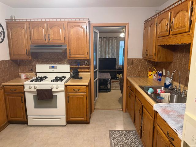 7315 Capri Drive, Fort Wayne, IN 46819