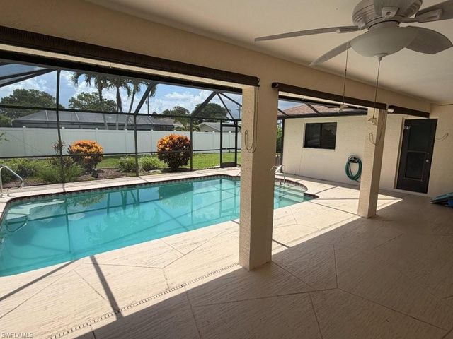 3923 SE 10th PL, Cape Coral, FL 33904