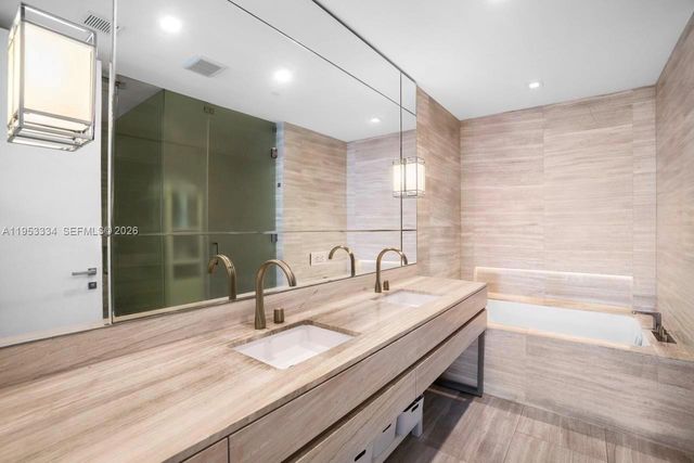 18975 Collins Ave 2101, Sunny Isles Beach, FL 33160