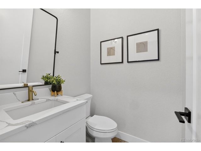 218 S 2nd Ave, Superior, CO 80027