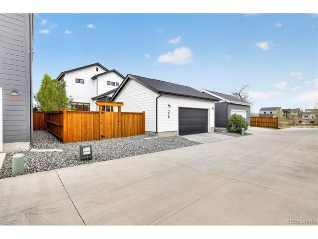 218 S 2nd Ave, Superior, CO 80027