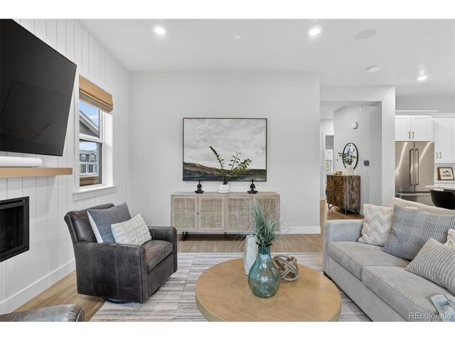 218 S 2nd Ave, Superior, CO 80027