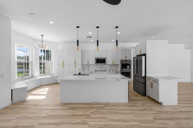 11900 Mataro Avenue, Boynton Beach, FL 33437