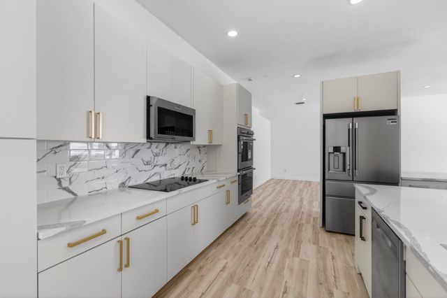 11900 Mataro Avenue, Boynton Beach, FL 33437