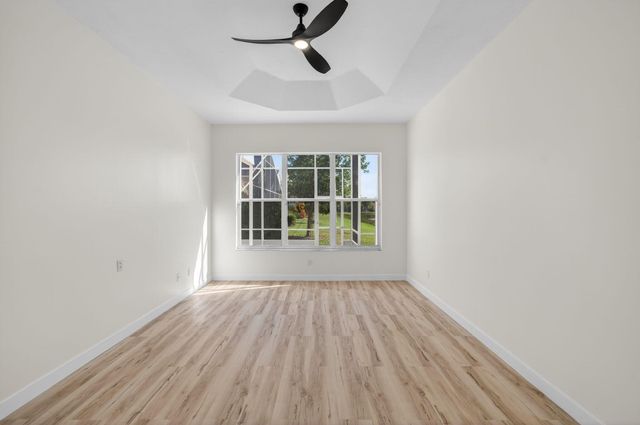 11900 Mataro Avenue, Boynton Beach, FL 33437