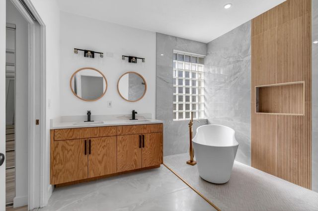 11900 Mataro Avenue, Boynton Beach, FL 33437