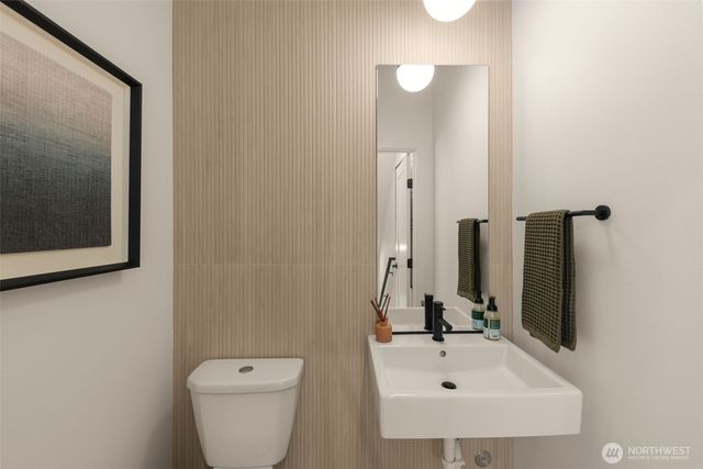 16003 SE 31st Lane, Bellevue, WA 98008
