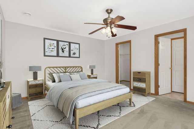 2820 Spy Glass Drive, Chaska, MN 55318