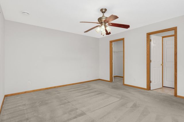 2820 Spy Glass Drive, Chaska, MN 55318