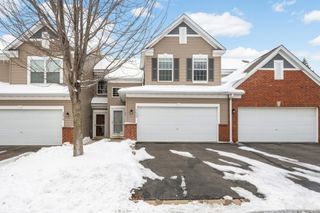 2820 Spy Glass Drive, Chaska, MN 55318