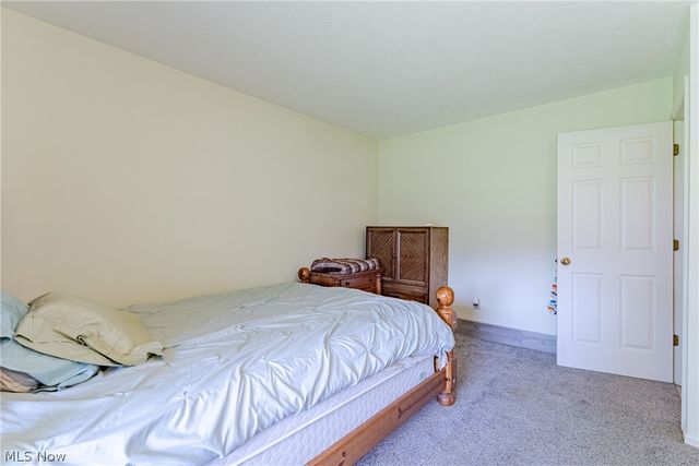 199 E Parkway Drive, Madison, OH 44057