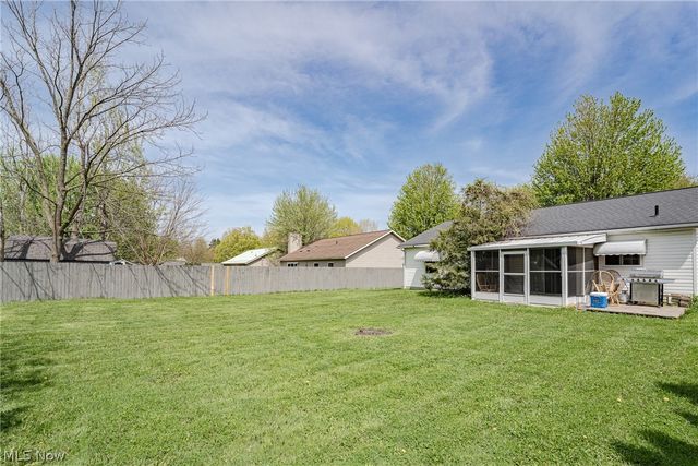 199 E Parkway Drive, Madison, OH 44057