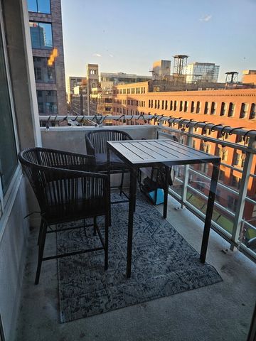 909 W Washington Boulevard 708, Chicago, IL 60607