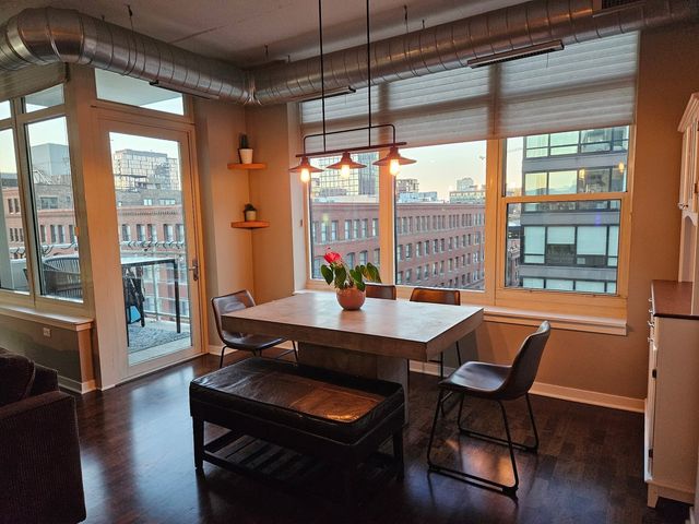 909 W Washington Boulevard 708, Chicago, IL 60607